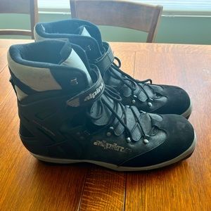 Alpina BC 1550 NNN Boots
